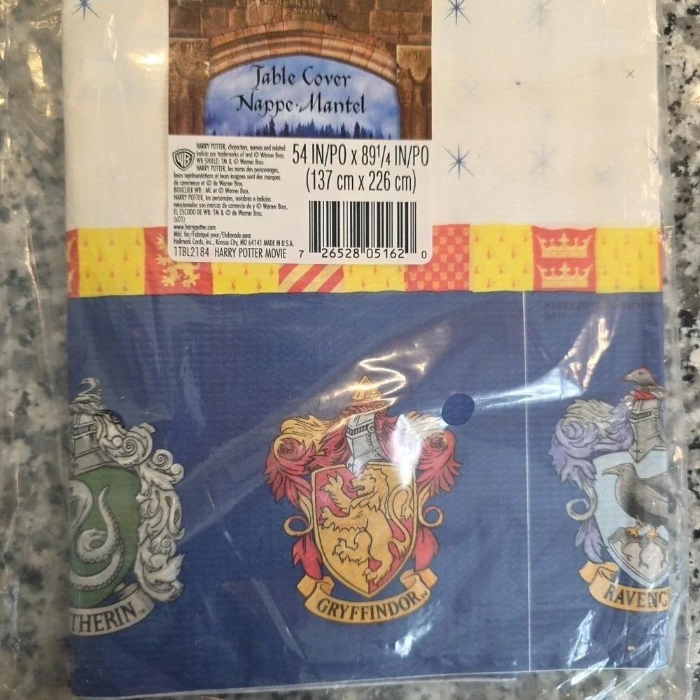 2 Harry Potter Sorcerer's‎ Stone HOGWARTS Paper Table Cover Tablecloth 54x89 in